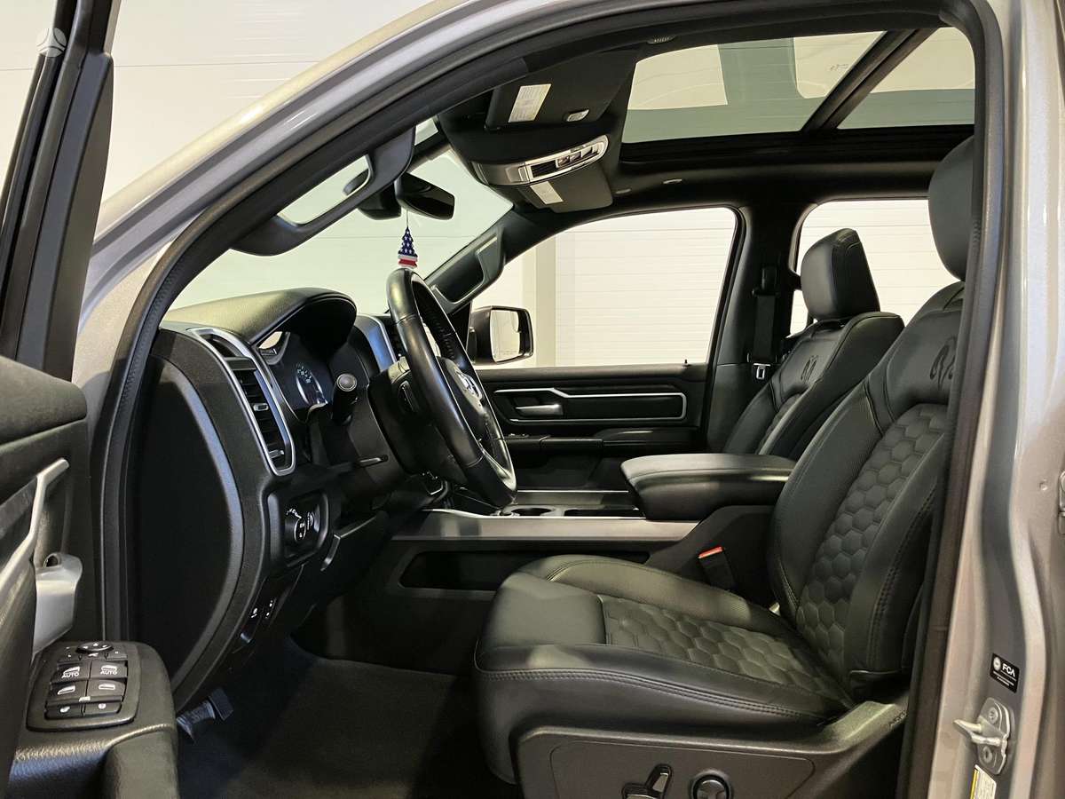 Dodge Ram, 5.7 l., Пикап