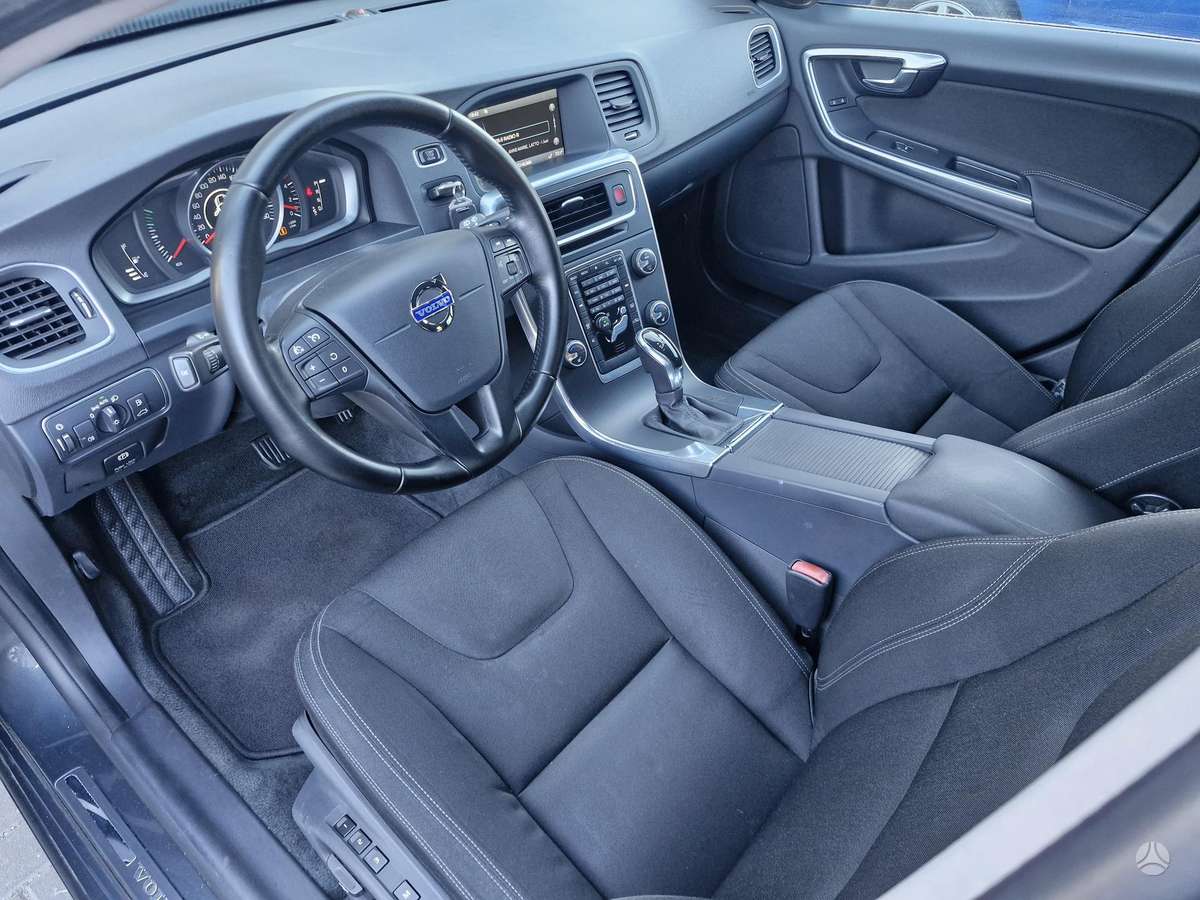 Volvo V60, 2.4 l., Универсал