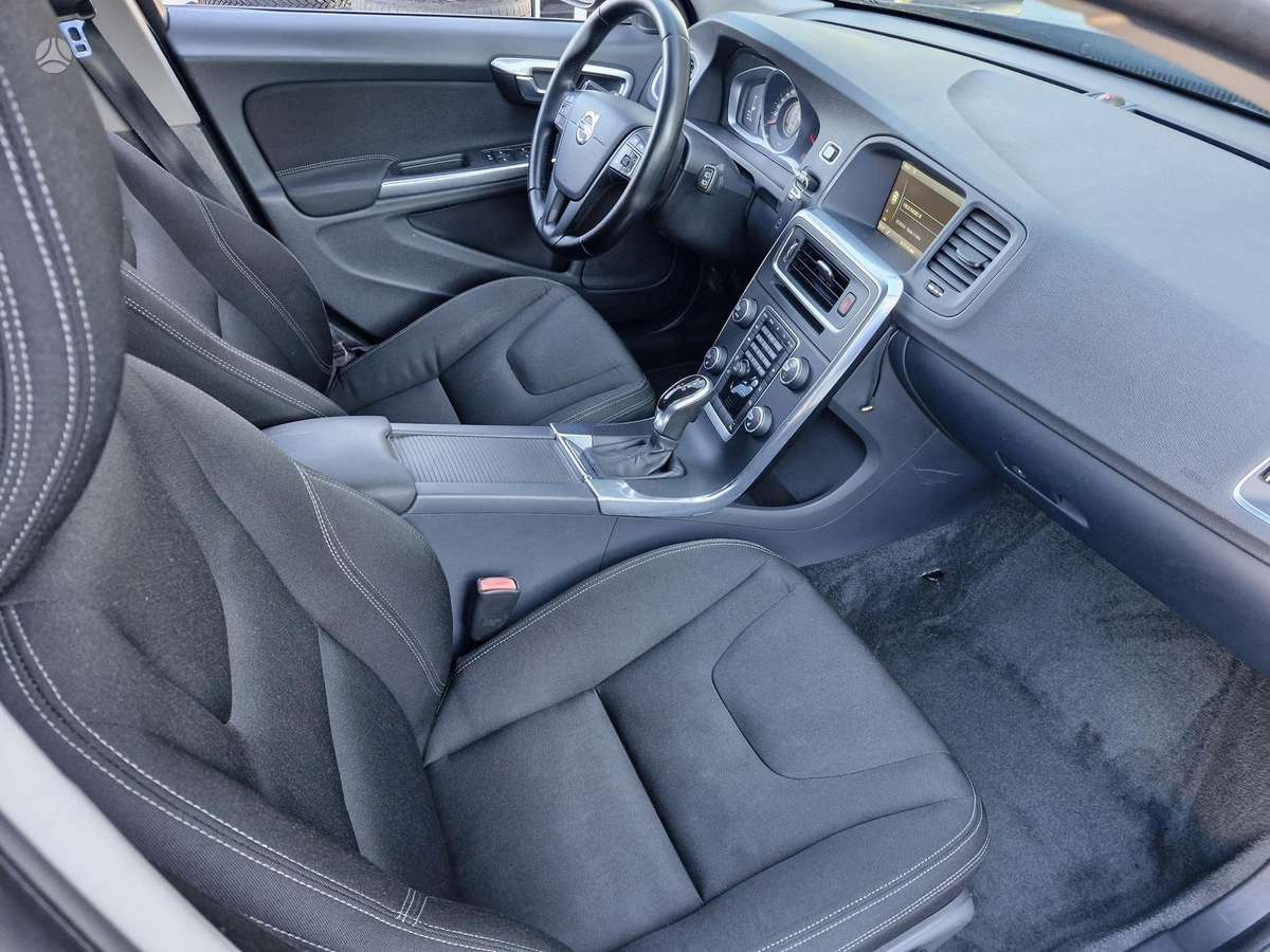 Volvo V60, 2.4 l., Универсал