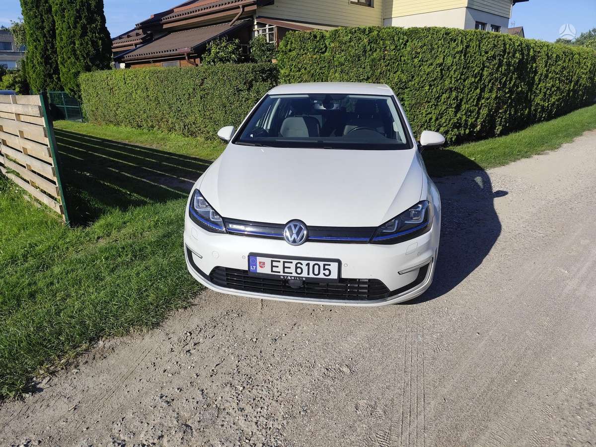 Volkswagen Golf, 24 kWh, hatchback