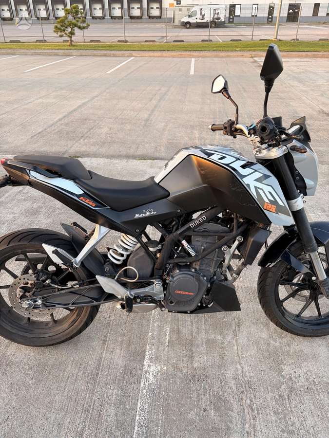 KTM Duke 125cc, street / classic