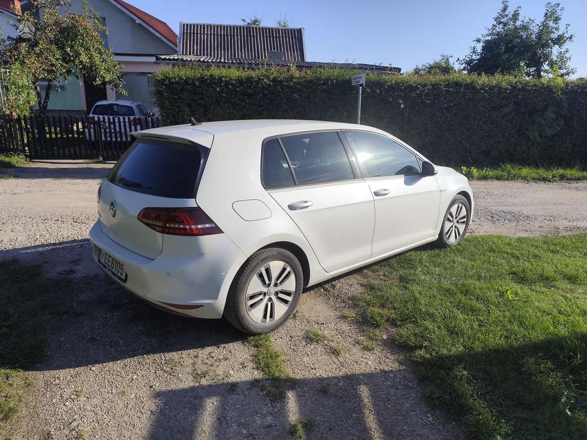 Volkswagen Golf, 24 kWh, hatchback