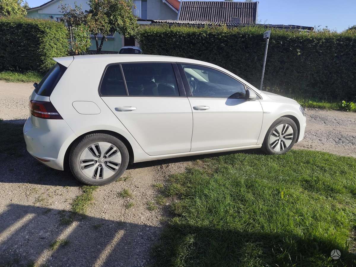 Volkswagen Golf, 24 kWh, hatchback