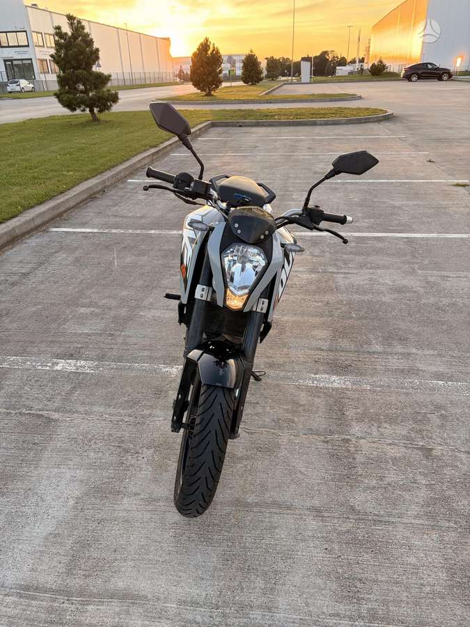 KTM Duke 125cc, street / classic