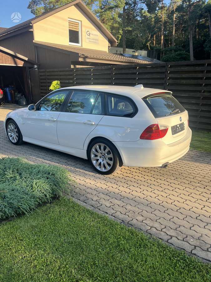 BMW 320, 2.0 l., Универсал
