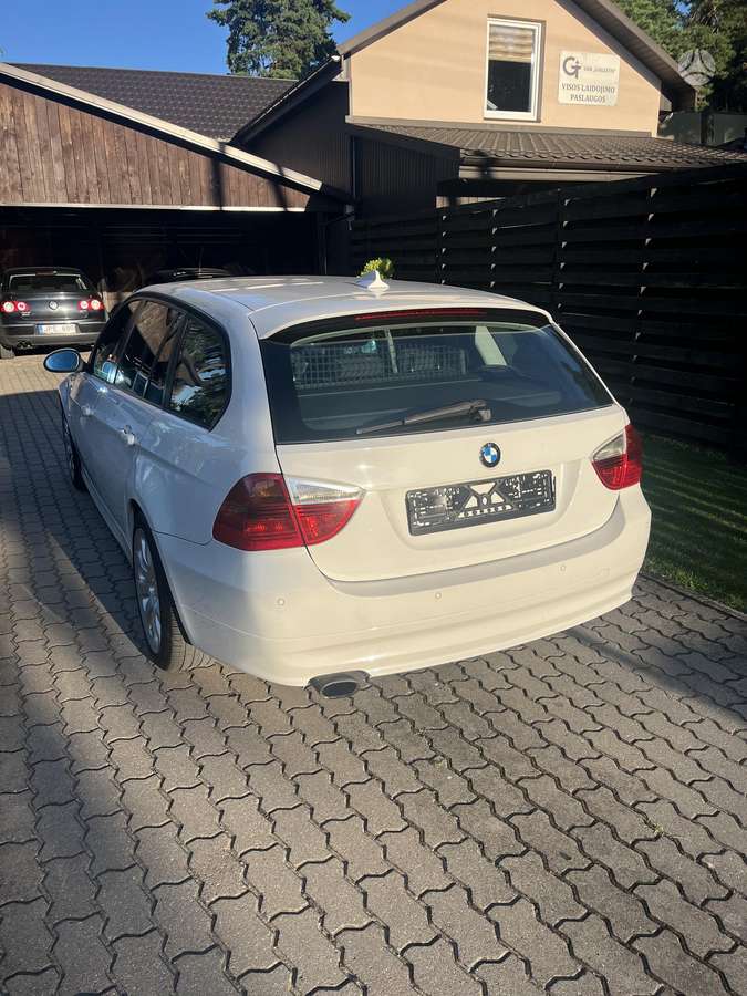 BMW 320, 2.0 l., Универсал