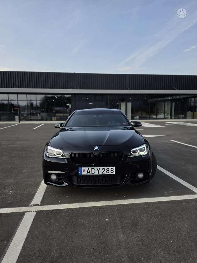 BMW 528, 2.0 l., Седан