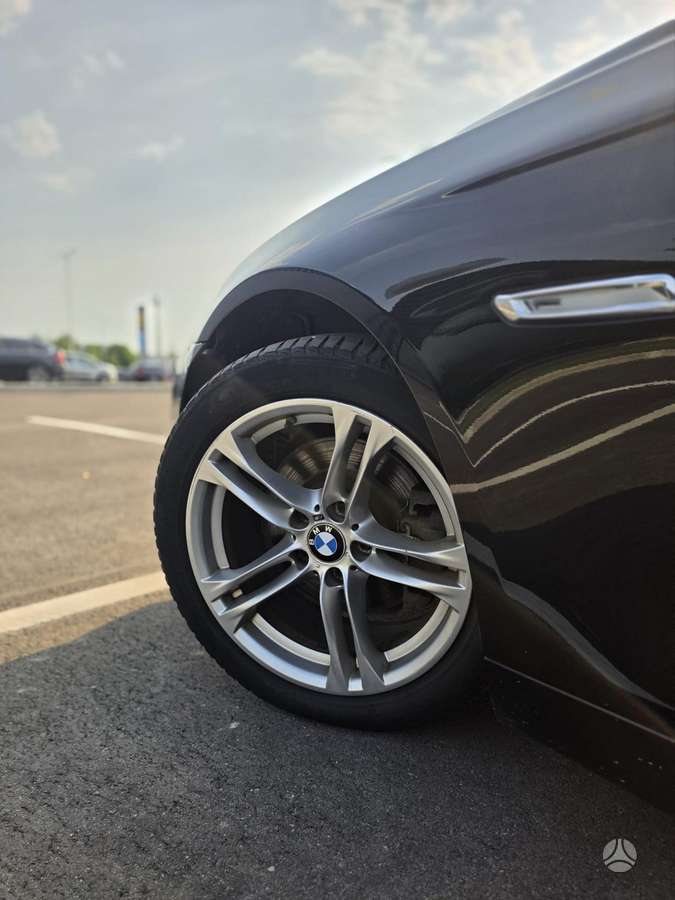 BMW 528, 2.0 l., Седан
