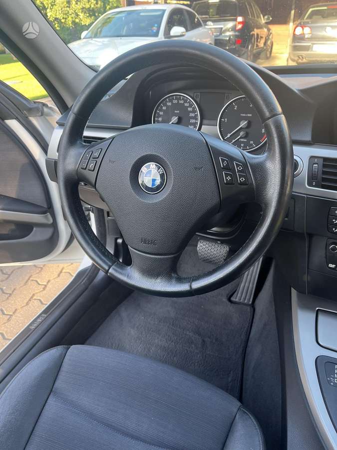 BMW 320, 2.0 l., Универсал