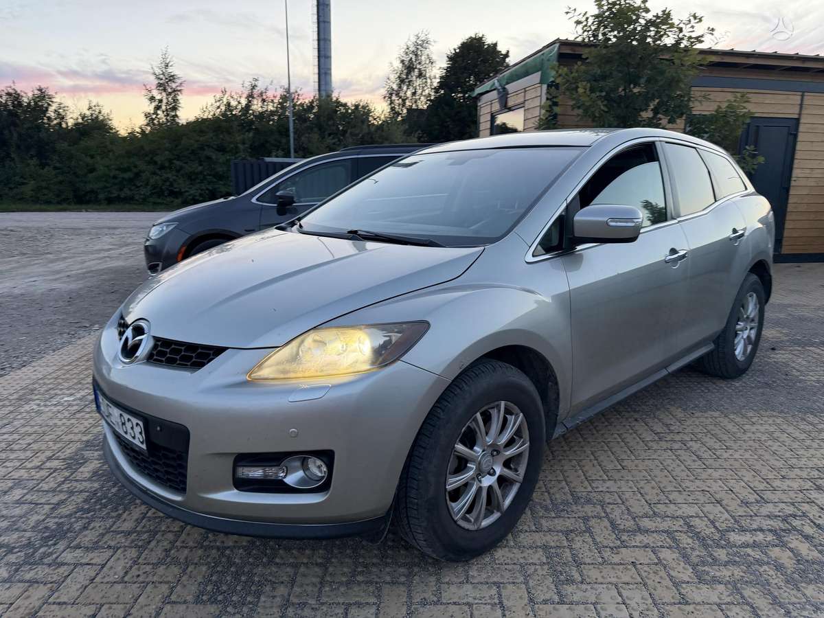 Mazda CX-7, 2.3 l., off-road / crossover