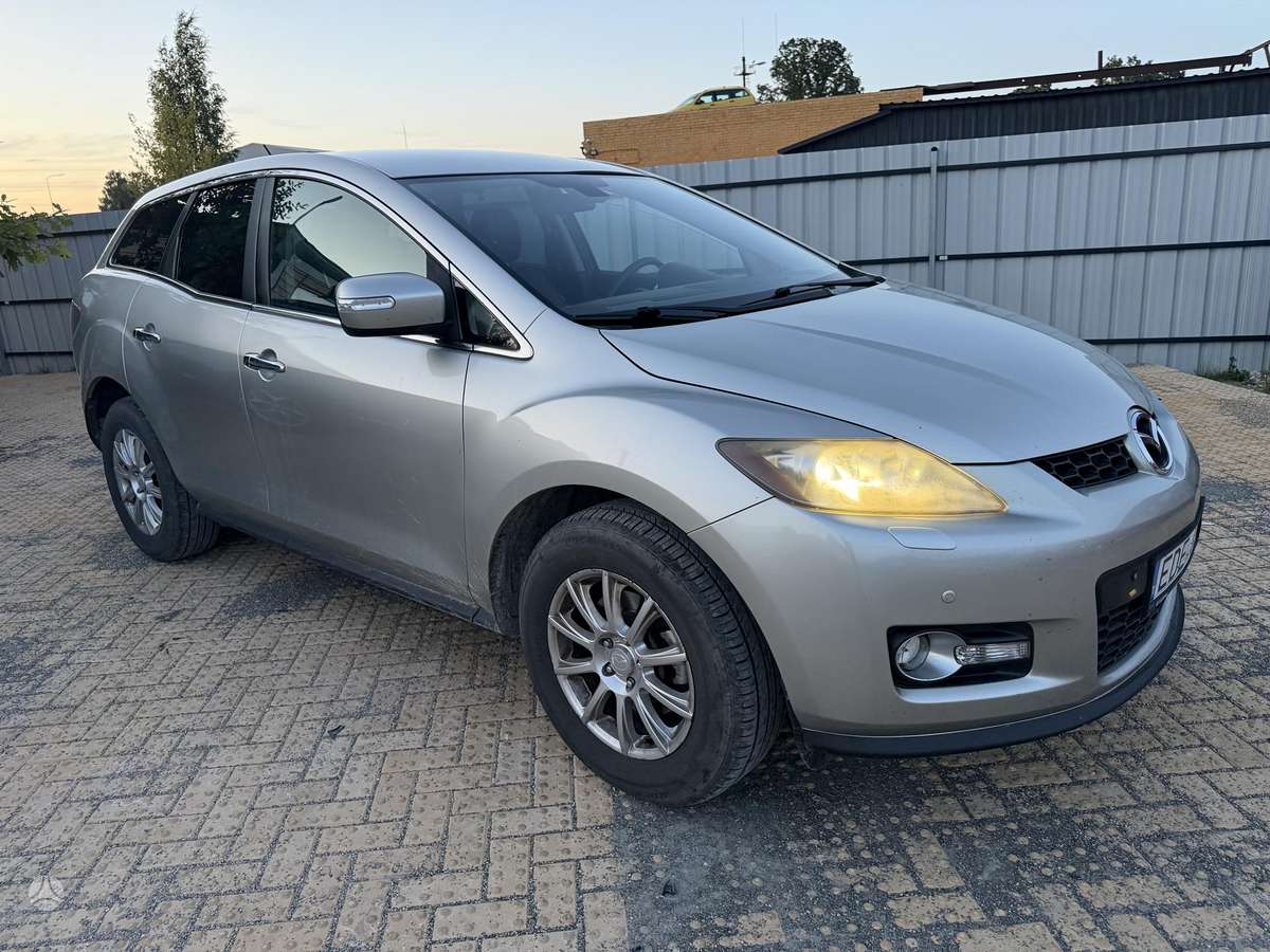 Mazda CX-7, 2.3 l., off-road / crossover