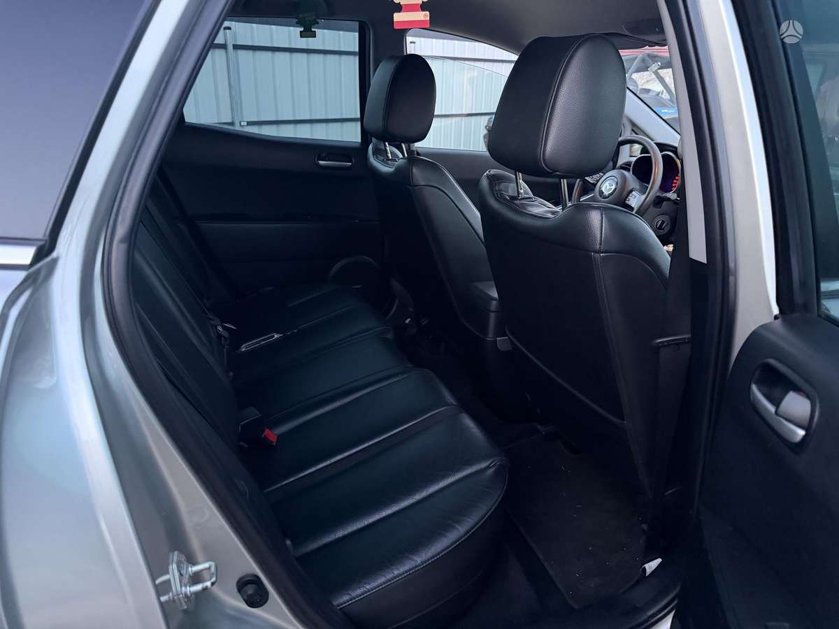 Mazda CX-7, 2.3 l., off-road / crossover
