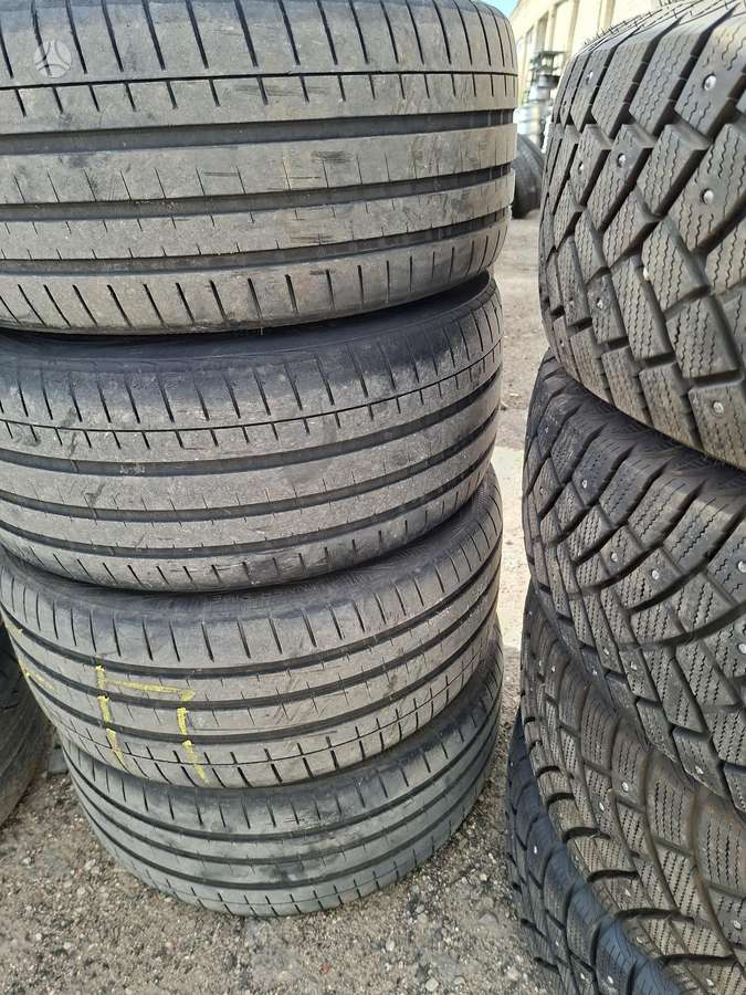 Vredestein, summer 225/40 R18