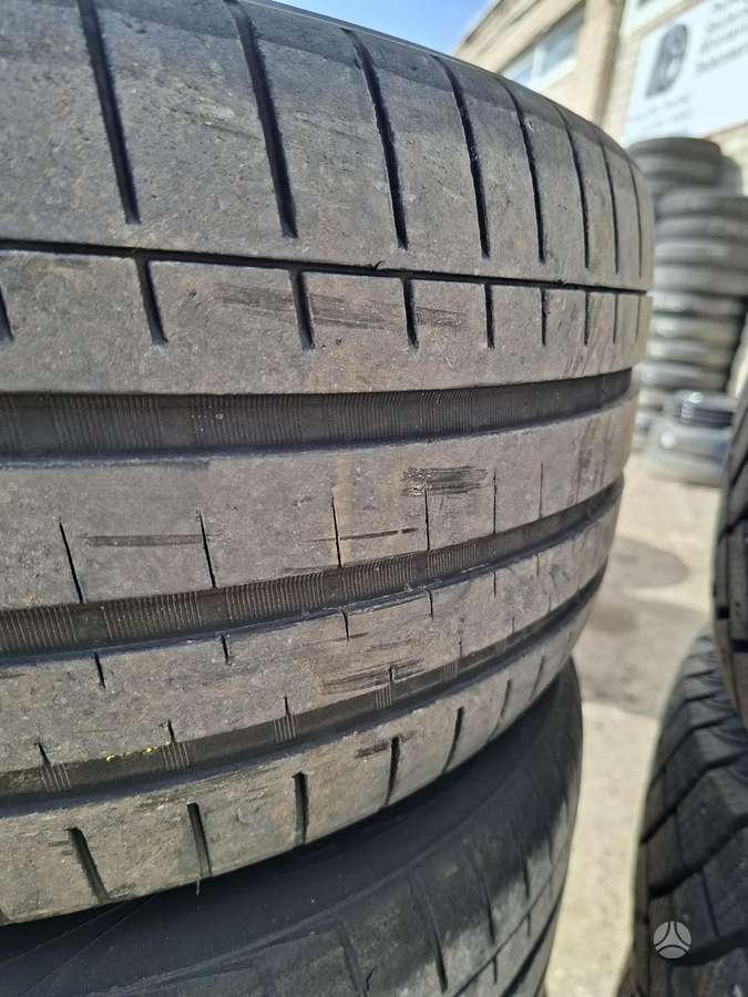 Vredestein, summer 225/40 R18