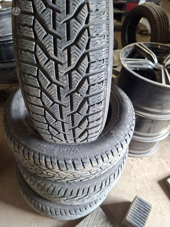 Taurus, winter 205/55 R16