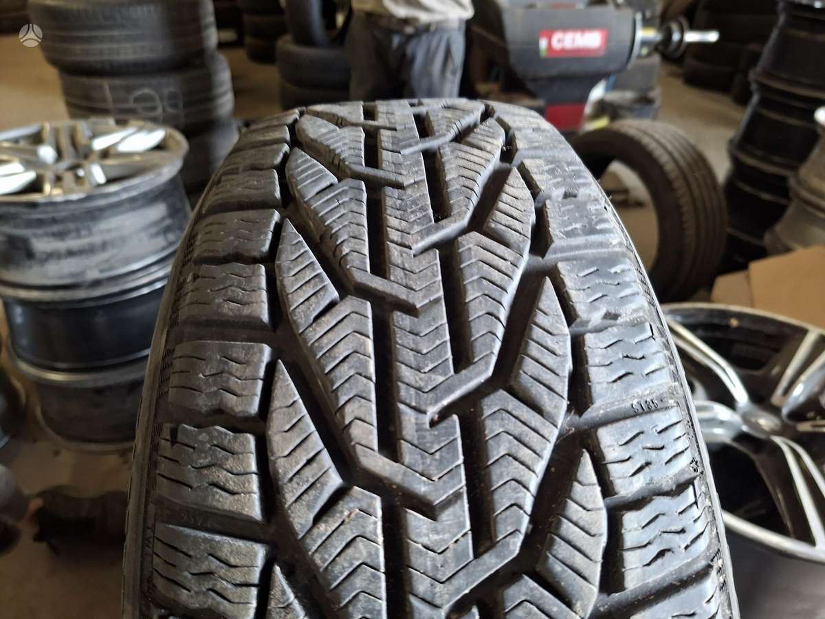 Taurus, winter 205/55 R16
