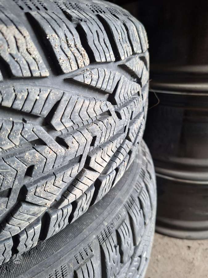 Taurus, winter 205/55 R16