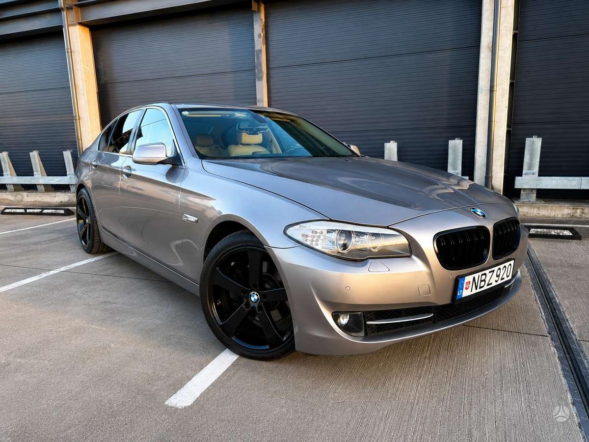 BMW 520, 2.0 l., Седан