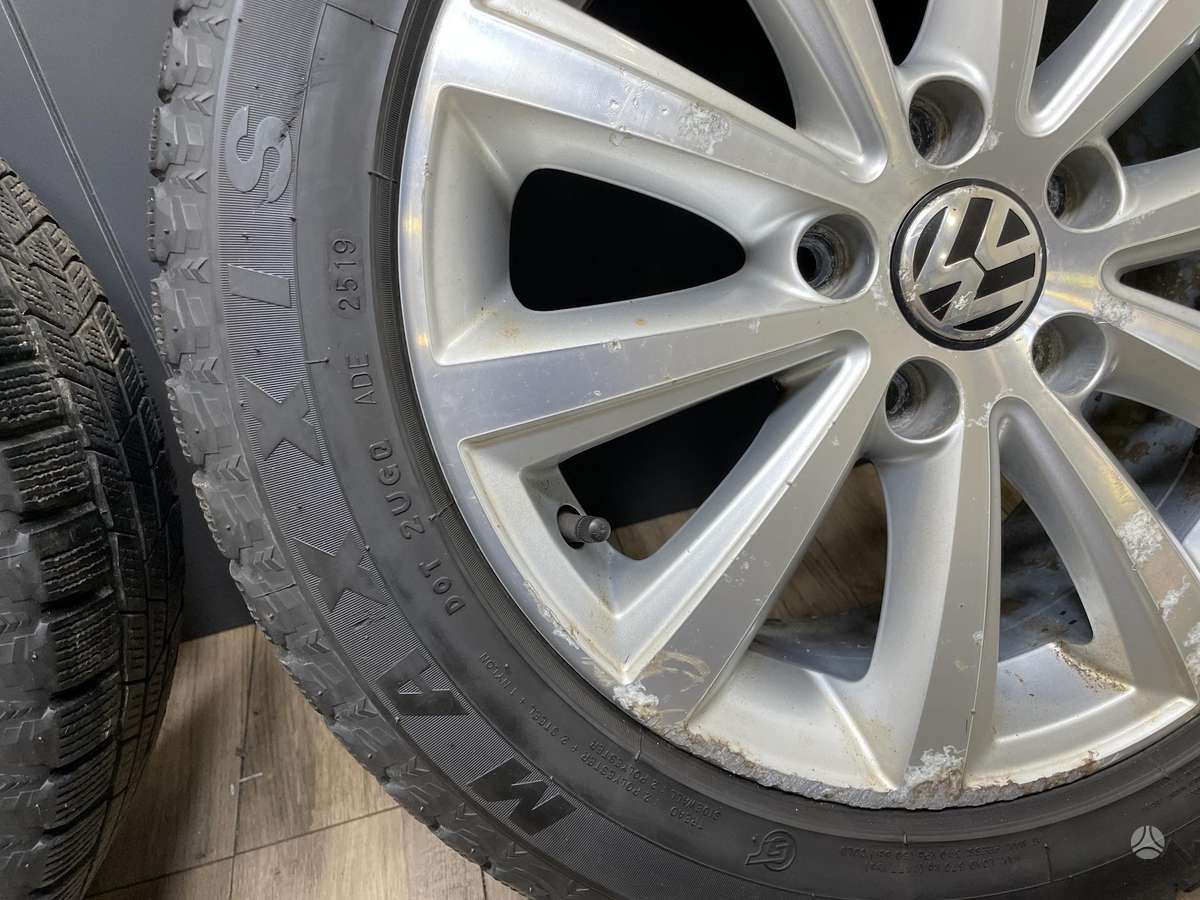 Volkswagen, light alloy, R16