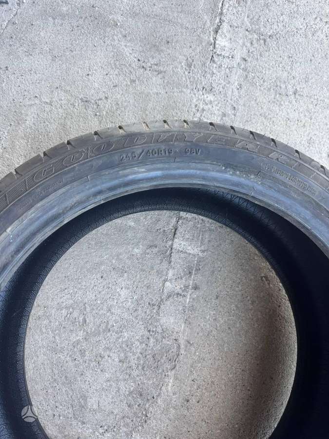 Goodyear Eagle Ls2, летние 245/40 R19