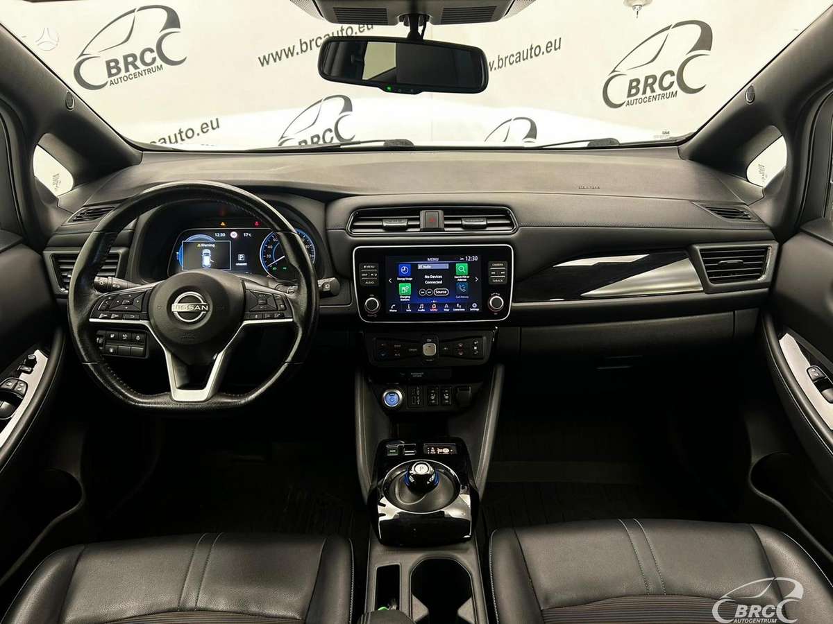 Nissan Leaf, 62 kWh, hatchback
