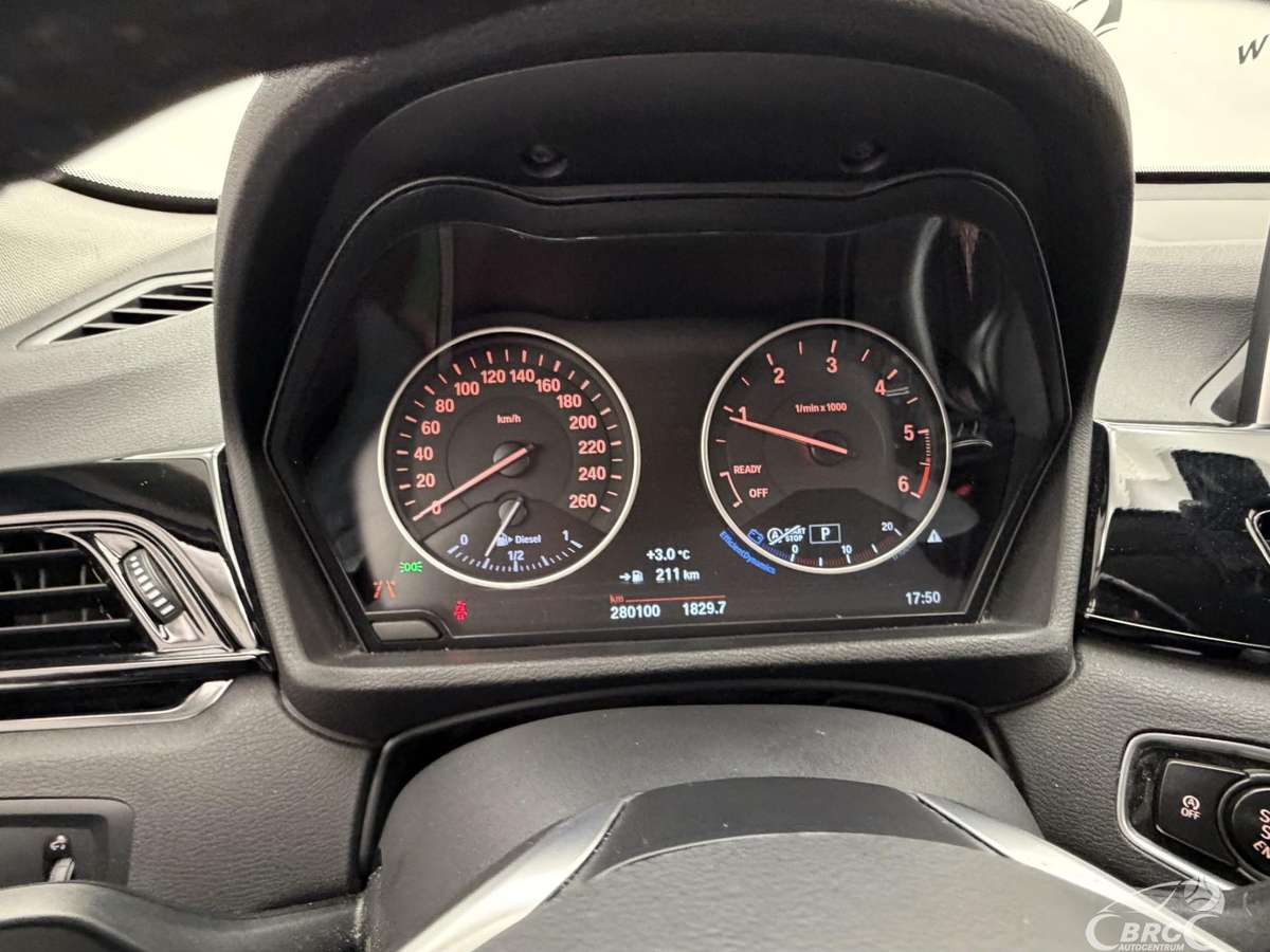 BMW X1, 2.0 l., off-road / crossover
