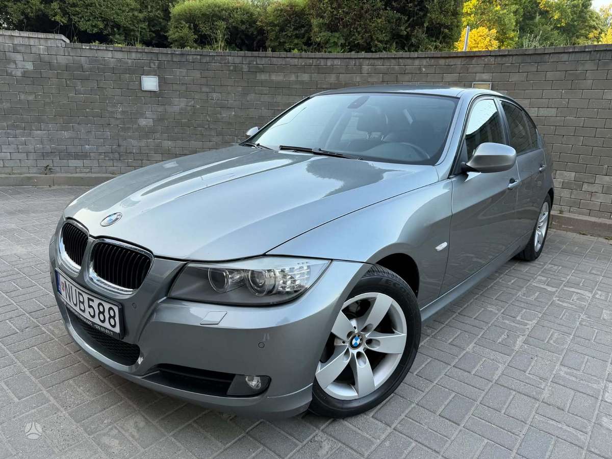 BMW 320, 2.0 l., Седан