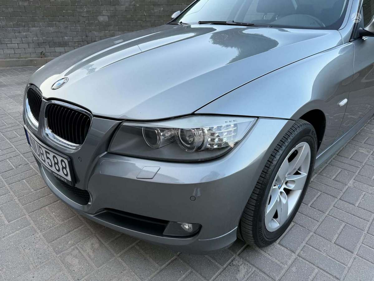 BMW 320, 2.0 l., Седан