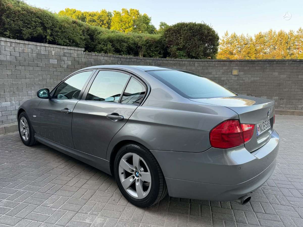 BMW 320, 2.0 l., Седан