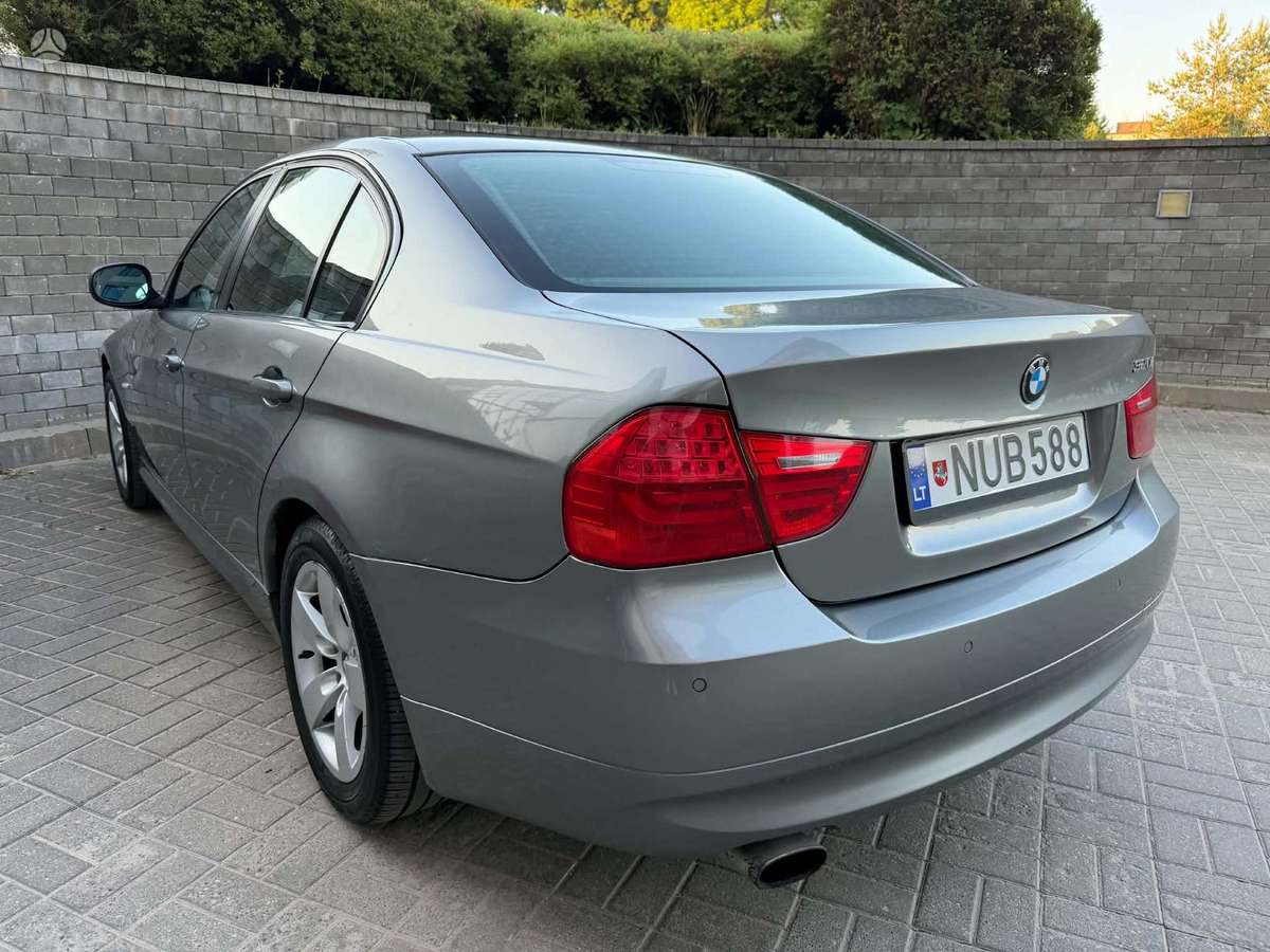BMW 320, 2.0 l., Седан
