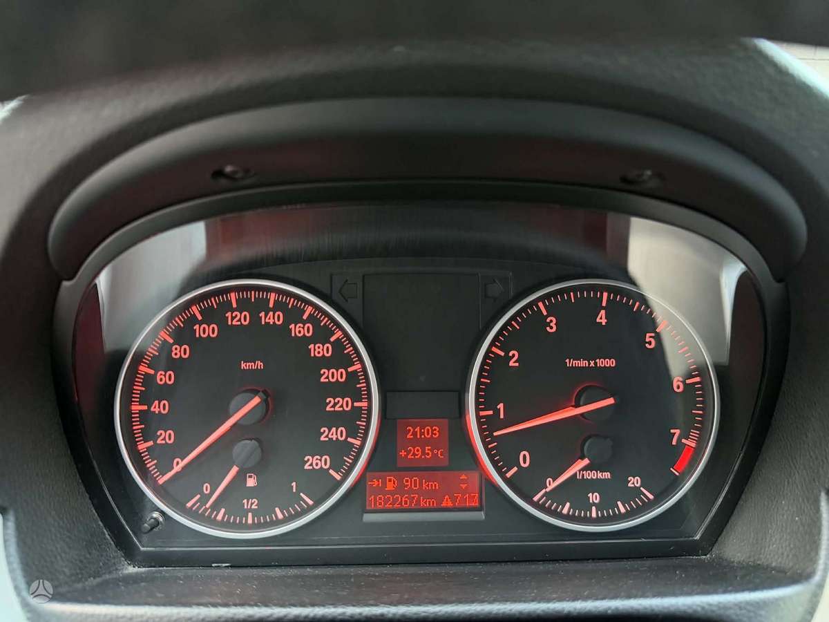 BMW 320, 2.0 l., Седан