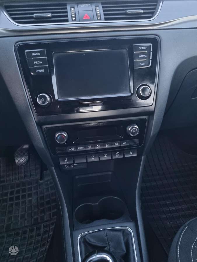 Skoda Rapid, 1.0 l., hatchback