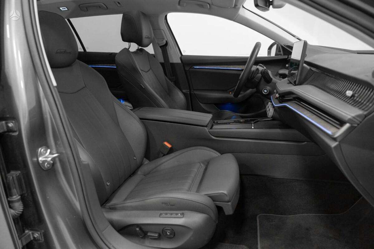 Skoda Superb, 2.0 l., Хэтчбек
