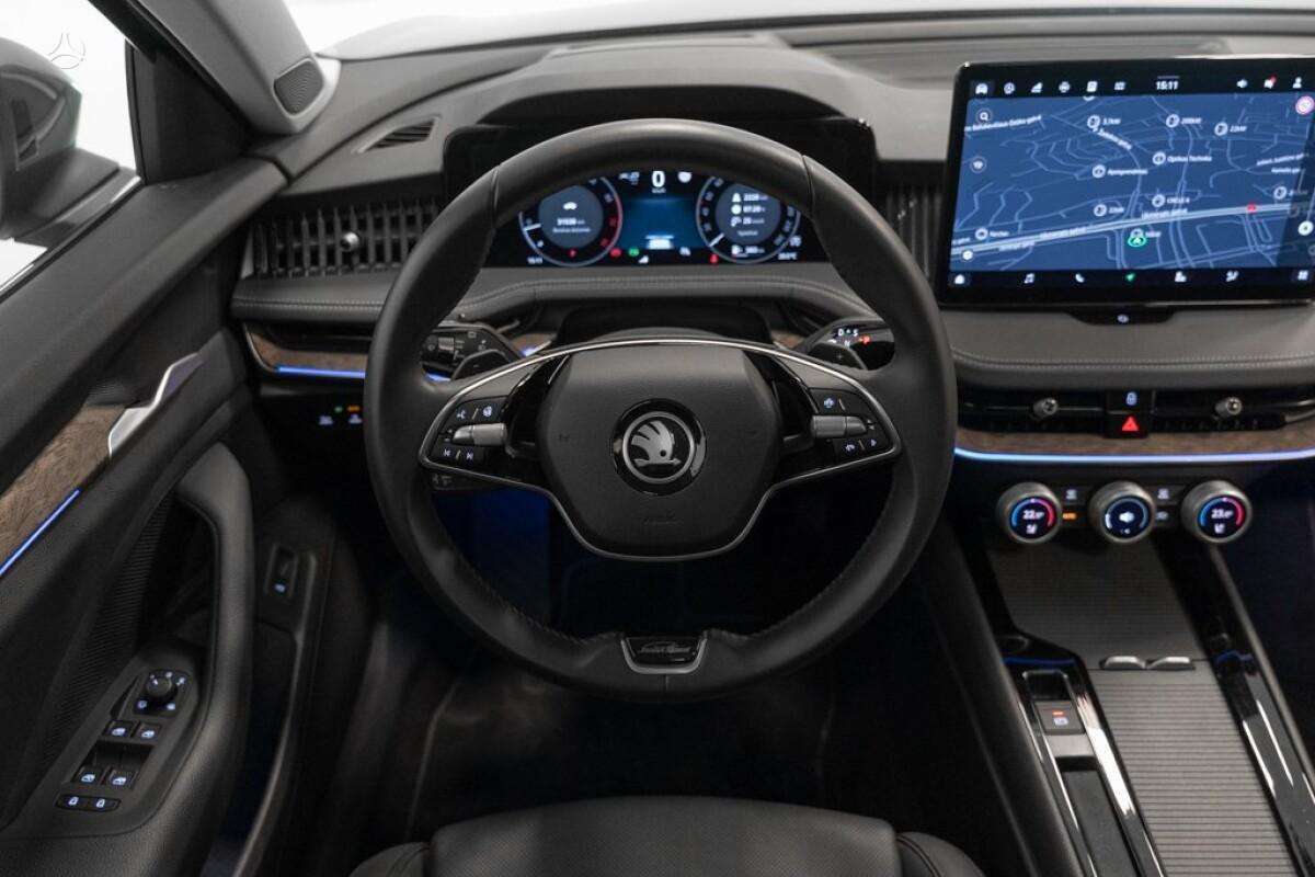 Skoda Superb, 2.0 l., Хэтчбек