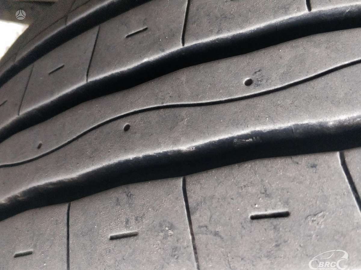 Mercedes-Benz 1842 Engine defect, double sleeper