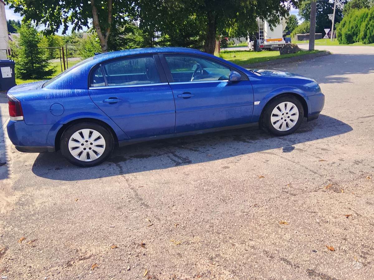 Opel Vectra, 2.2 l., Седан