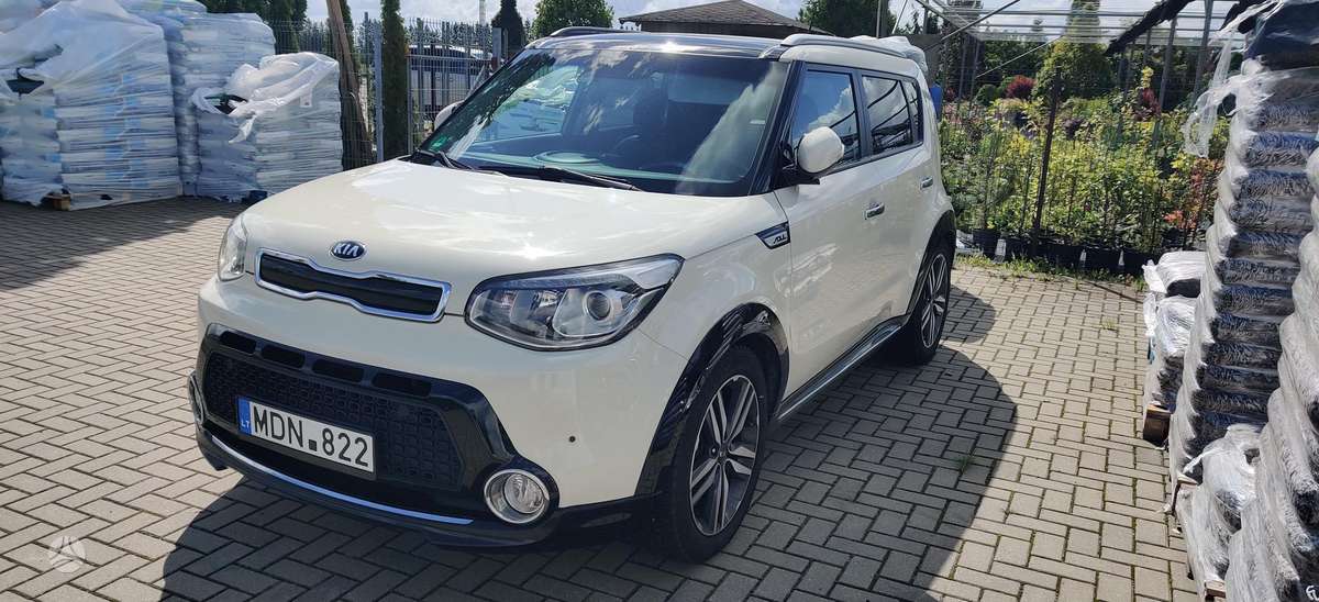 Kia Soul, 1.6 l., Внедорожник / Кроссовер
