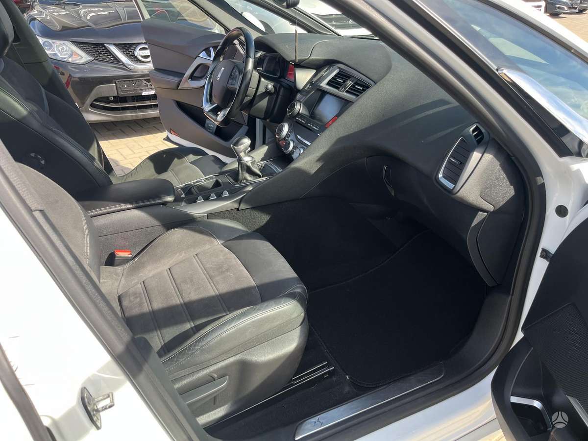 Citroen DS5, 2.0 l., hečbekas