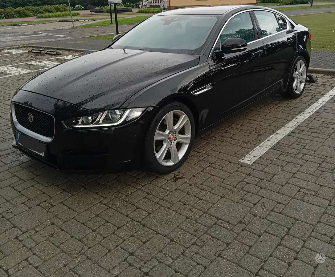 Jaguar XE, 2.0 l., Седан
