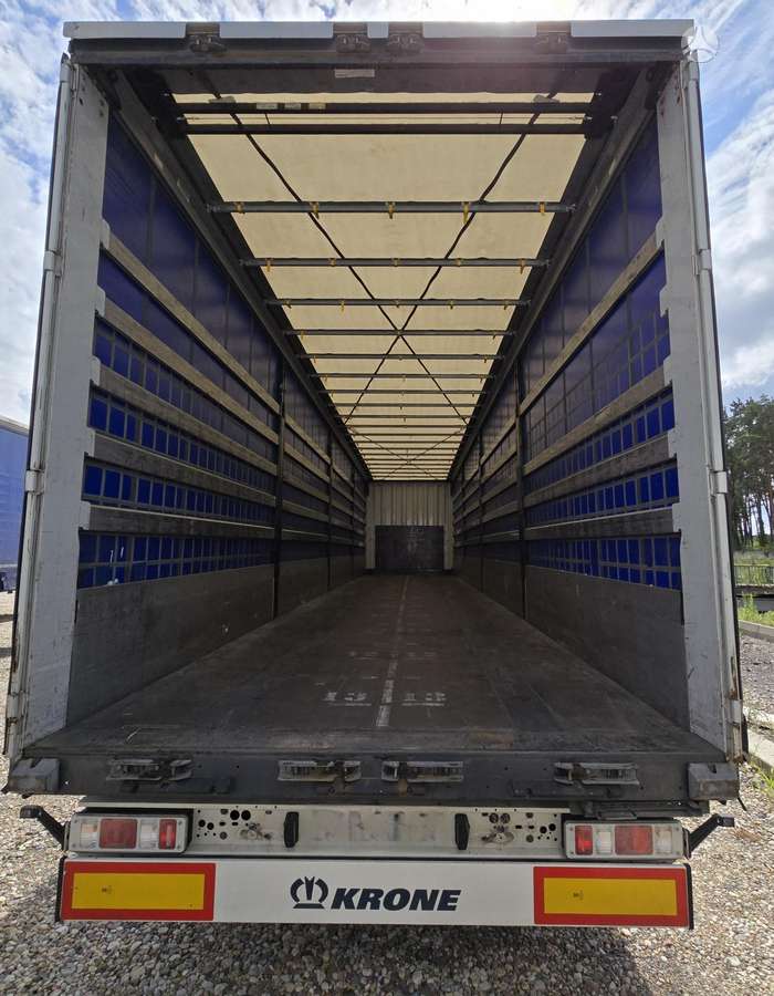 Krone SD, užuolaidinės / tentinės