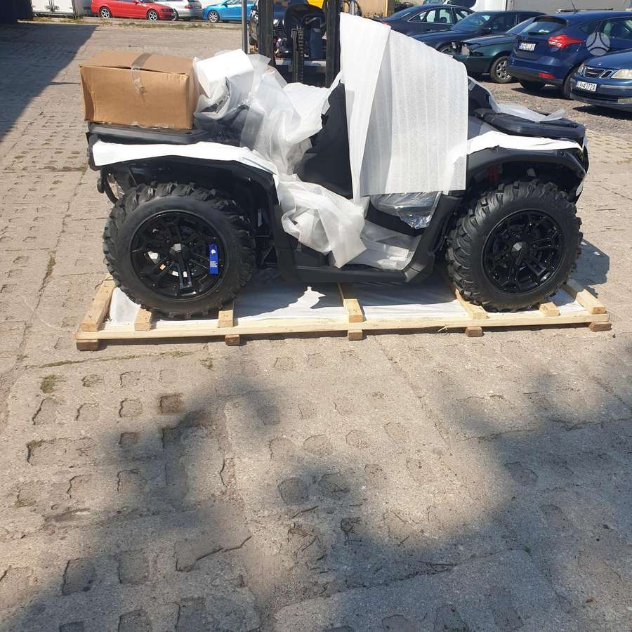 Can-Am Outlander Max 1000cc, квадроциклы
