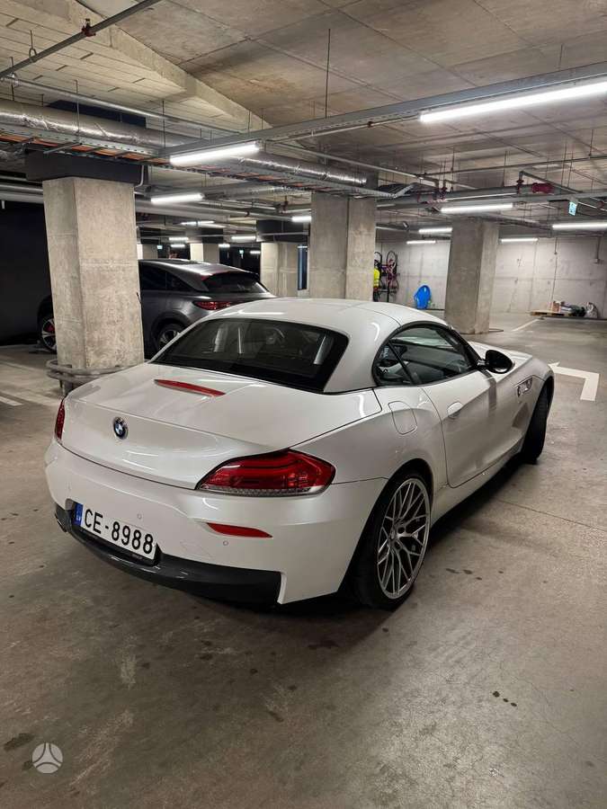 BMW Z4, 2.0 l., convertible