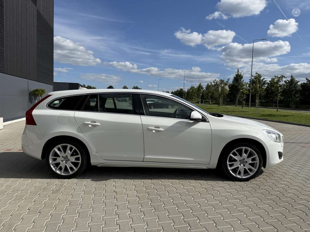 Volvo V60, 2.4 l., wagon