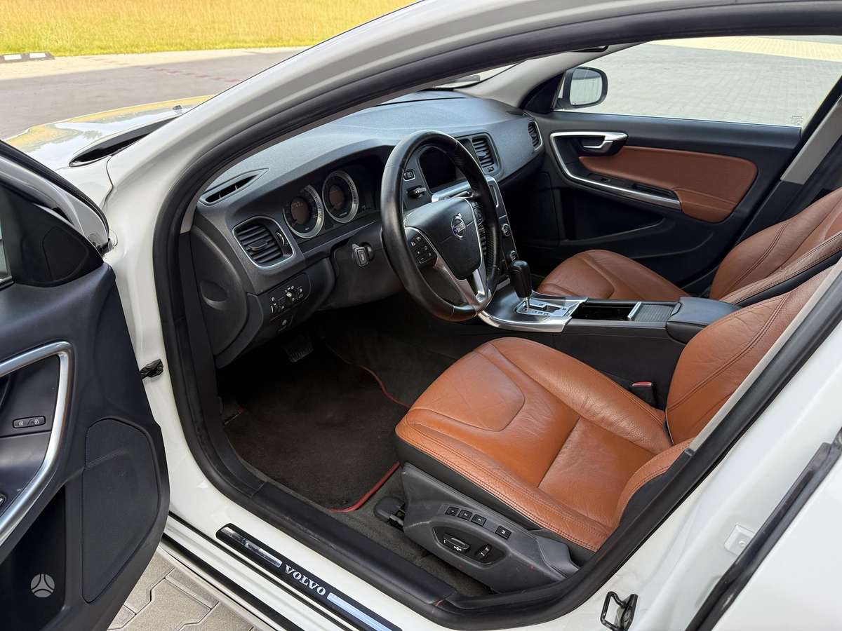 Volvo V60, 2.4 l., wagon