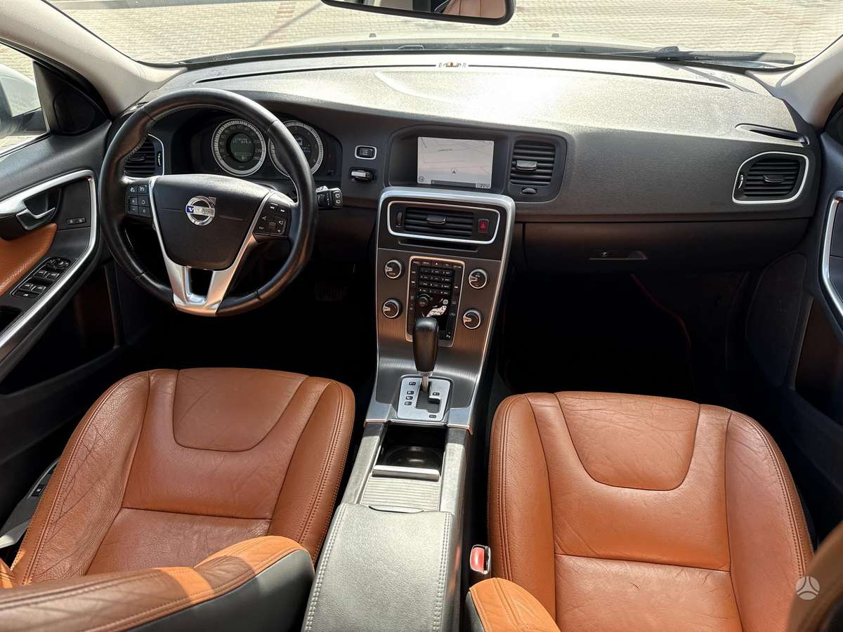 Volvo V60, 2.4 l., wagon