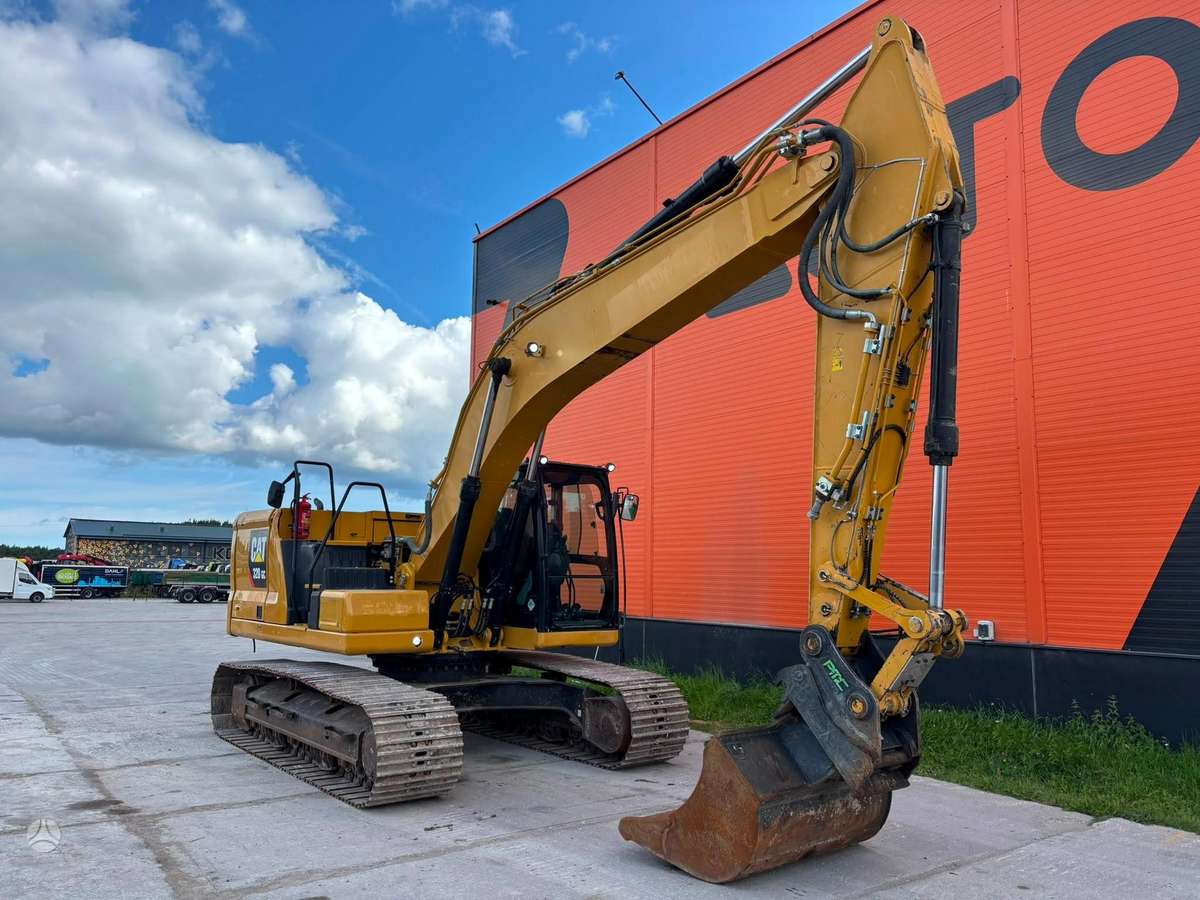 Caterpillar 320 GC, ekskavatoriai