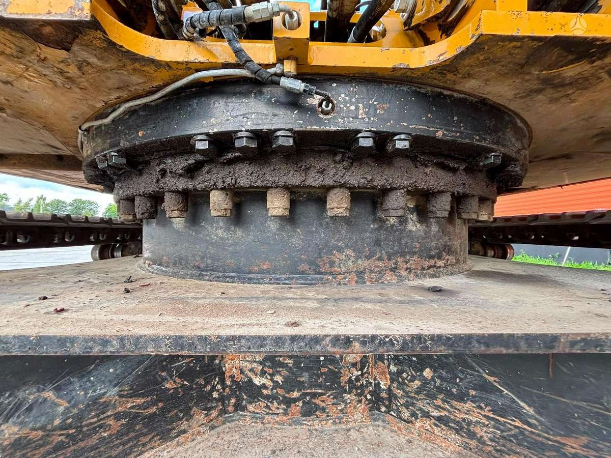 Caterpillar 320 GC, ekskavatoriai