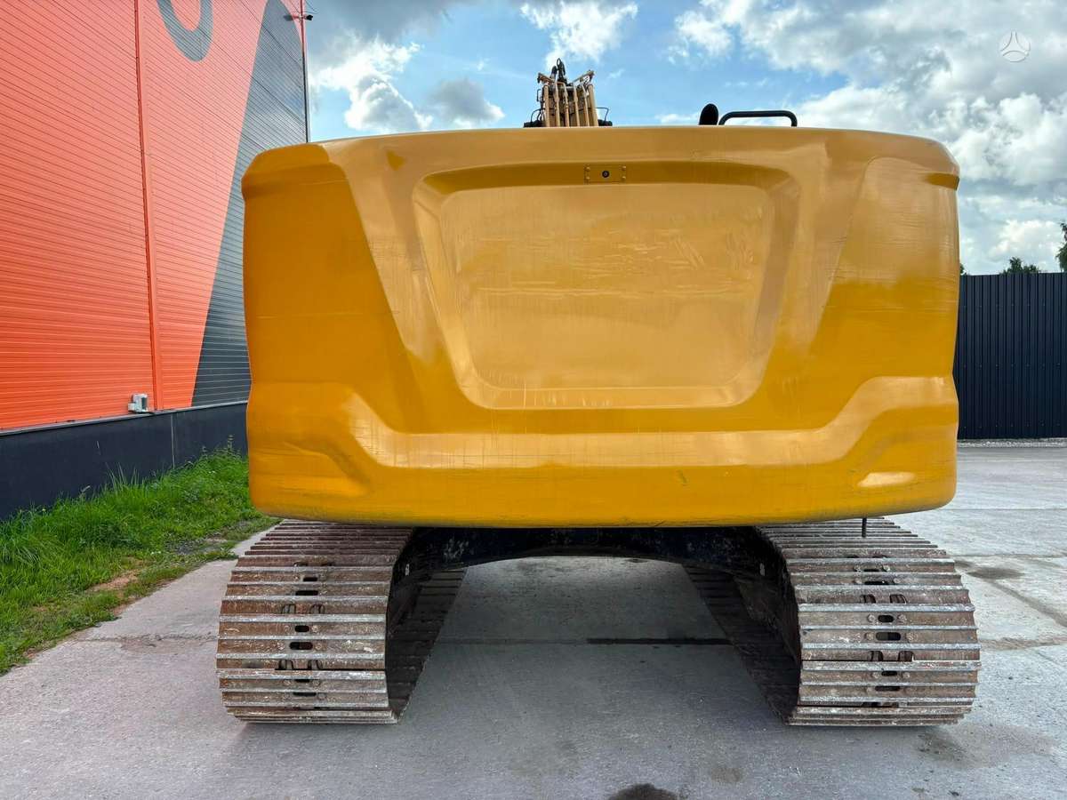 Caterpillar 320 GC, ekskavatoriai
