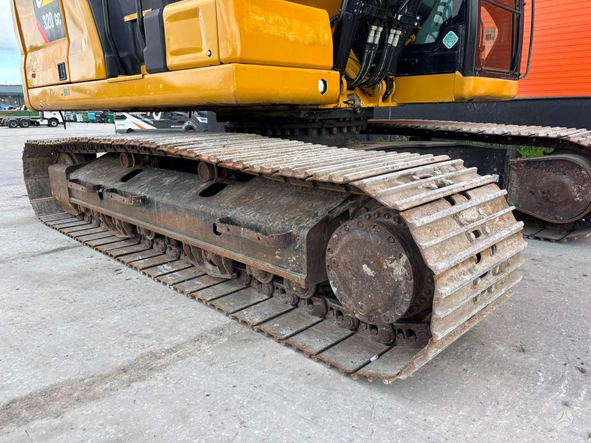 Caterpillar 320 GC, ekskavatoriai
