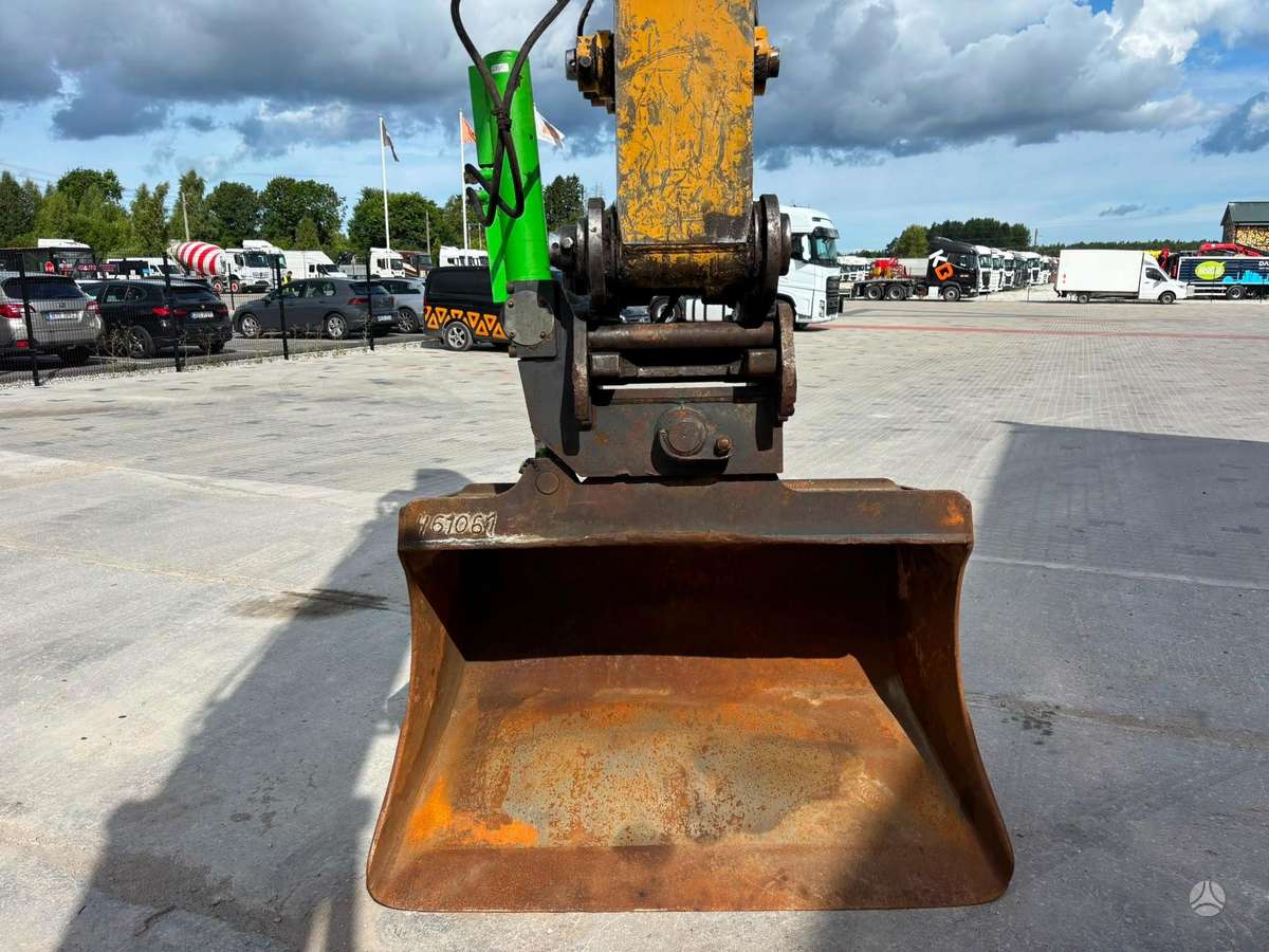 Caterpillar 320 GC, ekskavatoriai